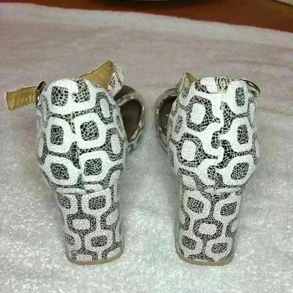 Audley Funky Multicolor Unique Sandal Chunky Block Heel Artsy Women’s Sz 40 - Picture 2 of 9